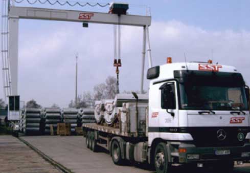 SST Transport beim Be- und Entladen SST Transport beim Be- und Entladen